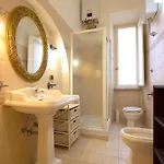 Apartment Mameli House *
