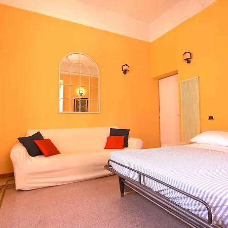 Apartament Mameli House